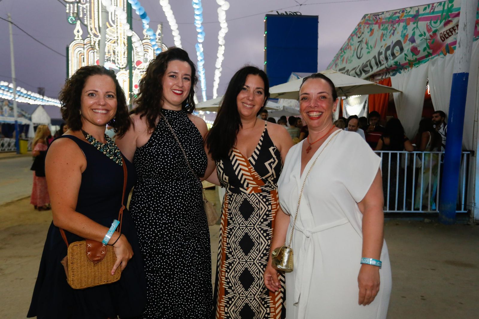 Búscate en las fotos del jueves en la Feria de La Línea