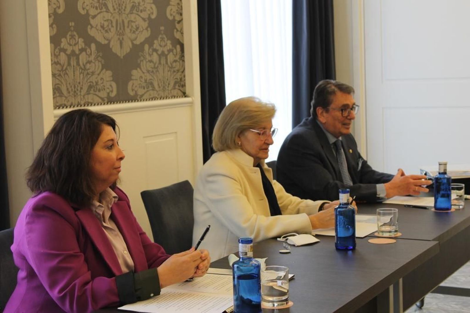 Presentación de la memoria de la asociación de Maruja Vilches.