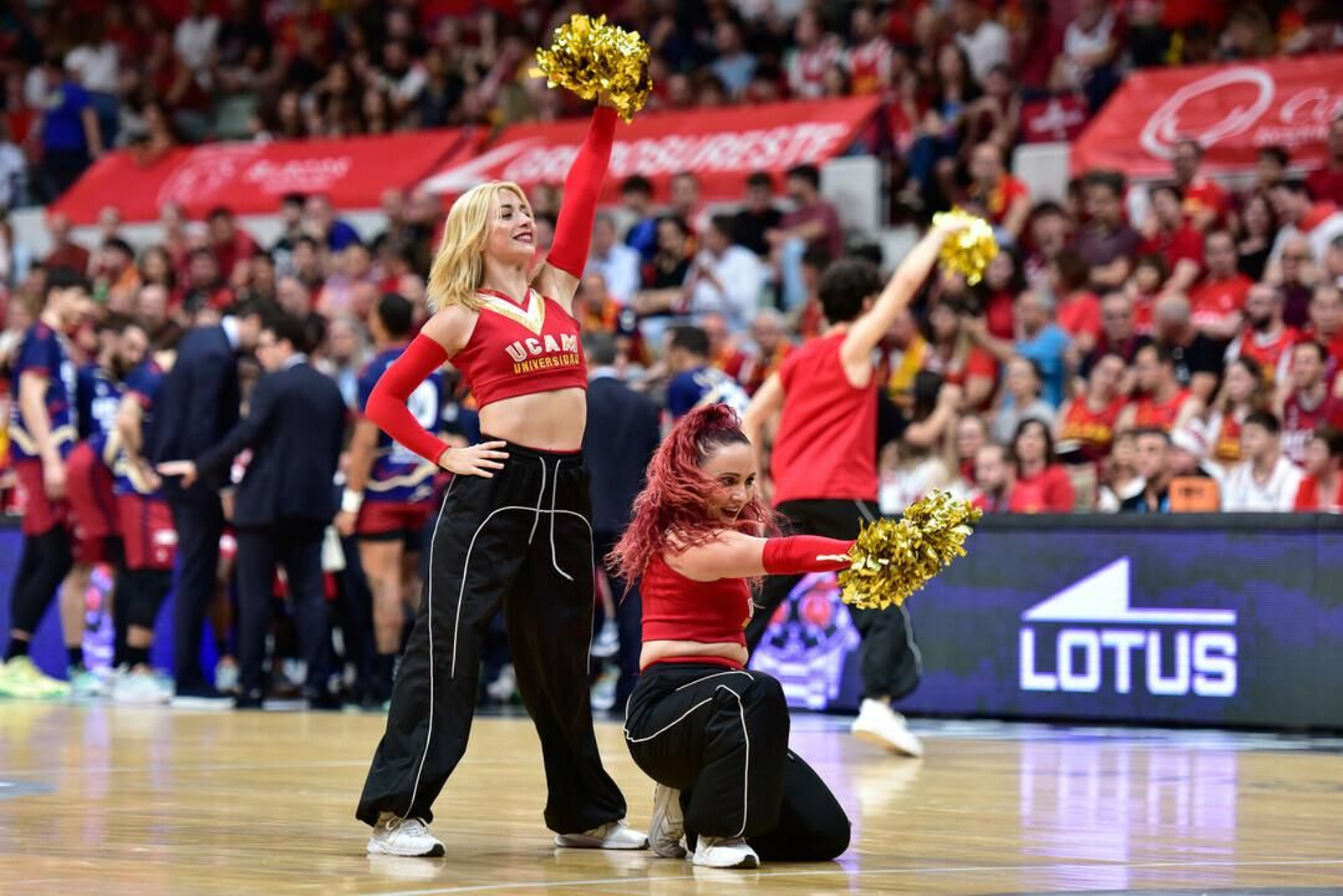 Las fotos del UCAM Murcia - Unicaja, 3º partido de semifinales de la ACB