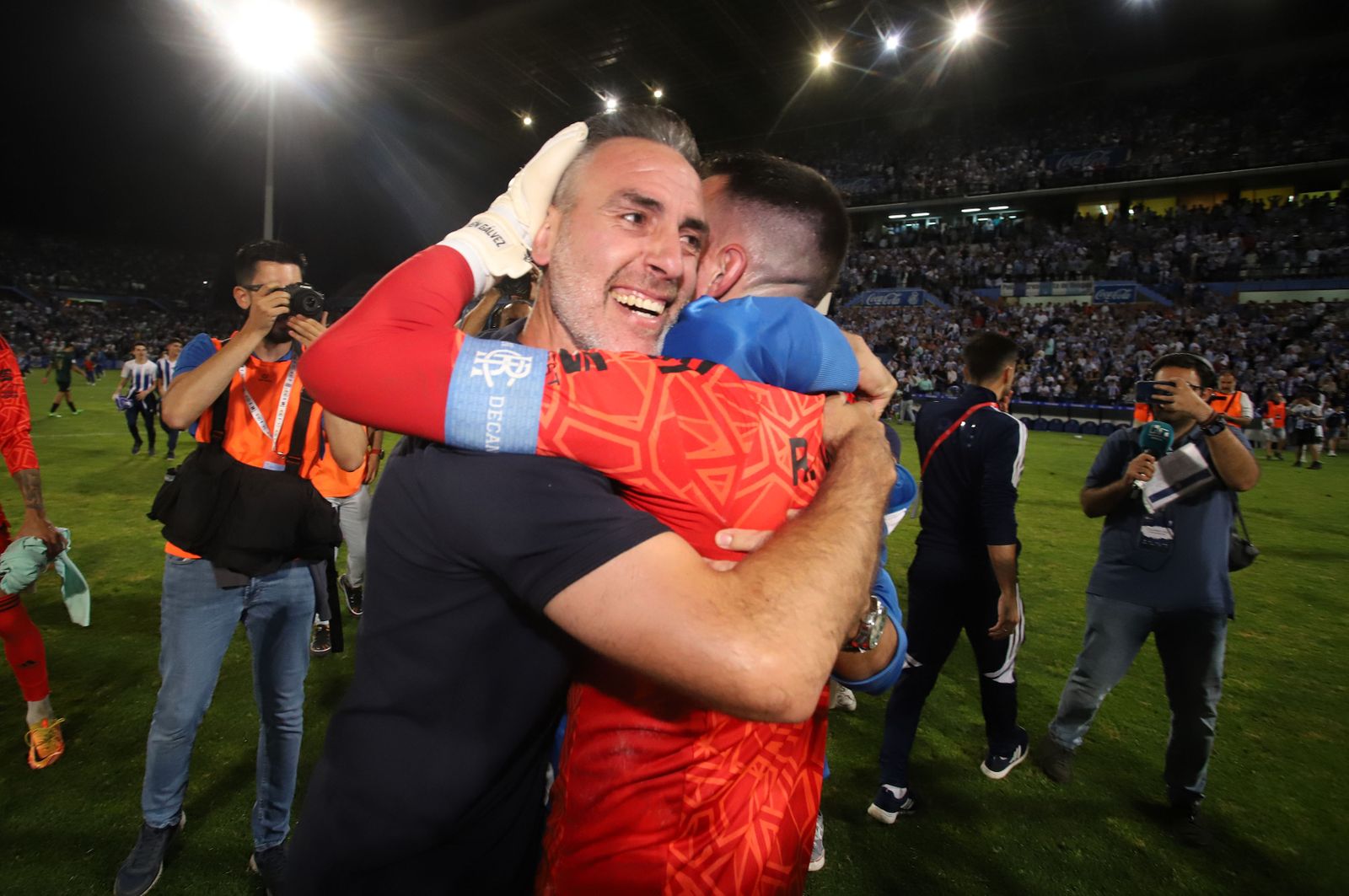 Imágenes del ascenso del Recreativo de Huelva contra el Cacereño