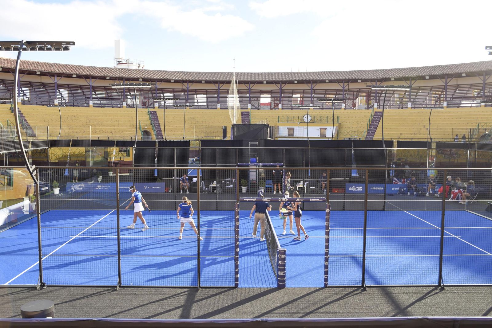 Fotos de la primera jornada del FIP Euro Pádel Cup de La Línea