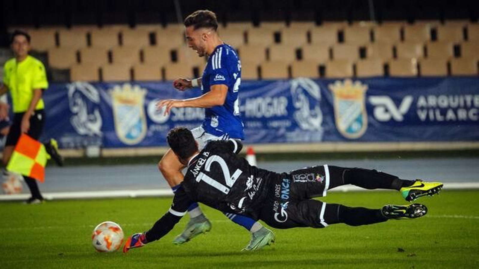 Cascajo, que militó la pasada temporada en el Xerez CD, volverá a Chapín. Cascajo, que militó la pasada temporada en el Xerez CD, volverá a Chapín.