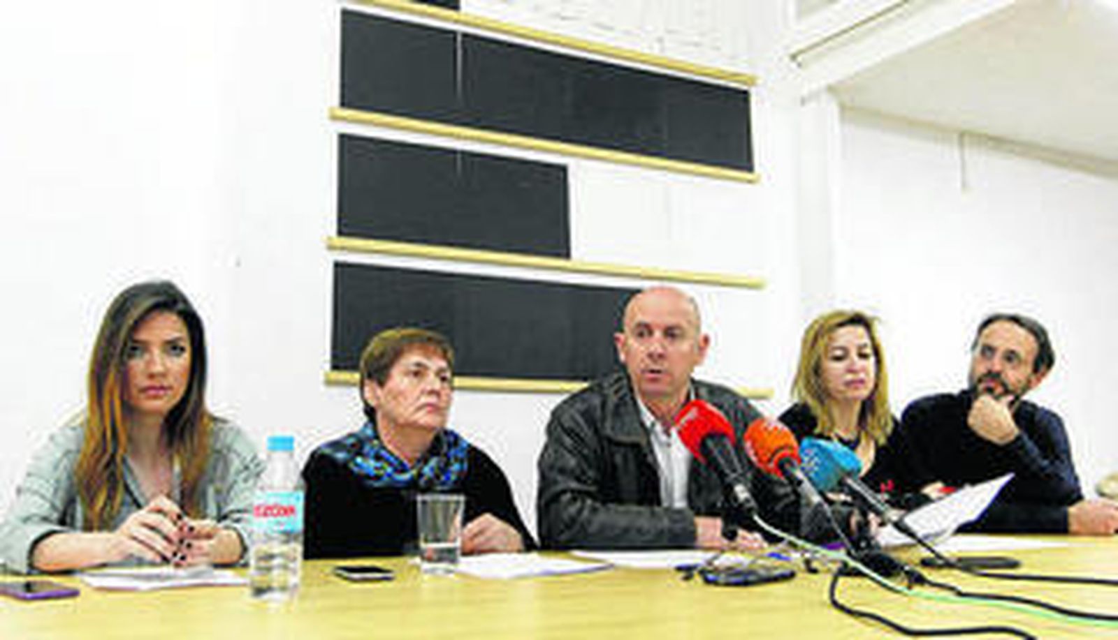 Francisco Rodríguez, alcalde de Atarfe, en la comparecencia de ayer.