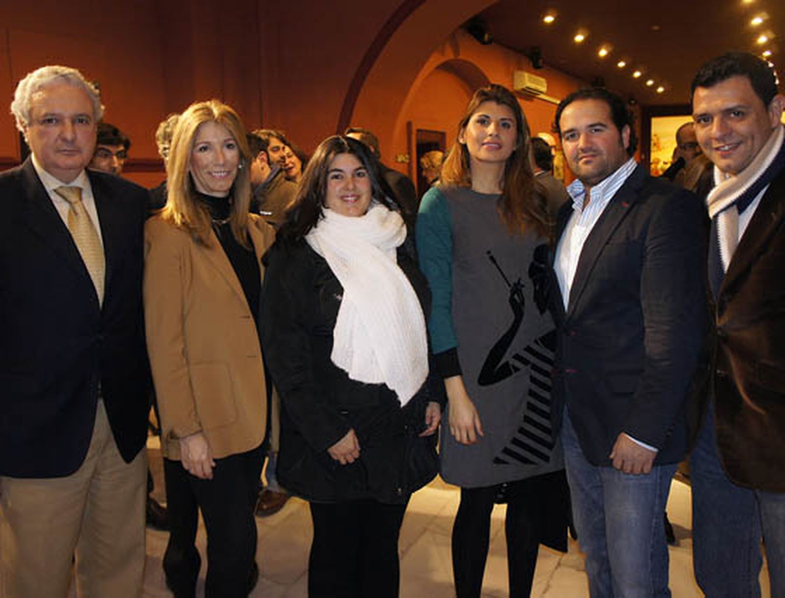 Francisco Guerrero, director del Centro Universitario EUSA; Ana Villanueva (Abades Triana), Lidia Cabezas (Sevillana de Eventos), Fátima Alcaide (Grupo Andalumedia) y Antonio y Rafa Ríos, de Solera Eventos.

Foto: Victoria Ramírez