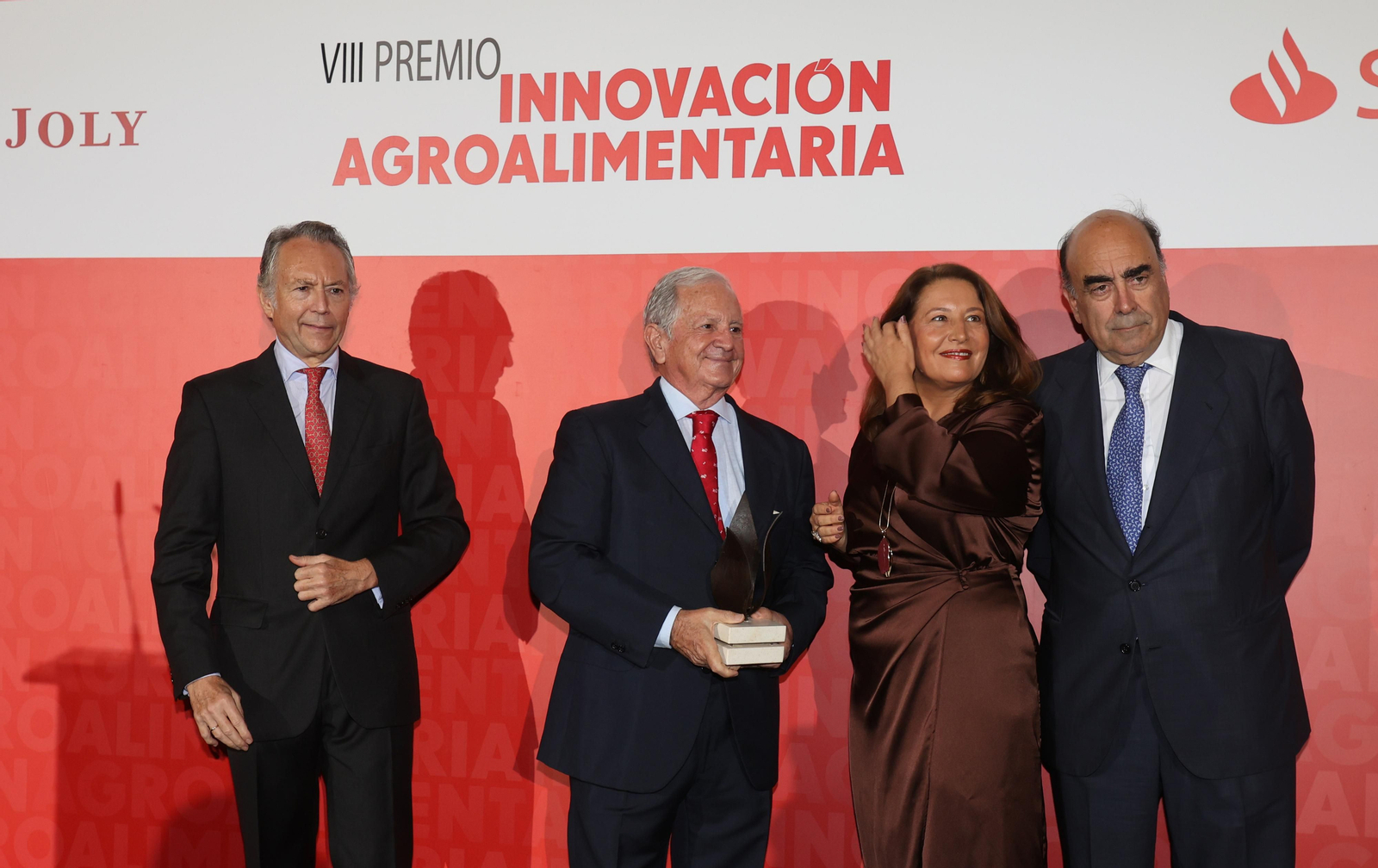 Las mejores imágenes de la entrega del VIII premio agroalimentario Banco Santander a José Gandía