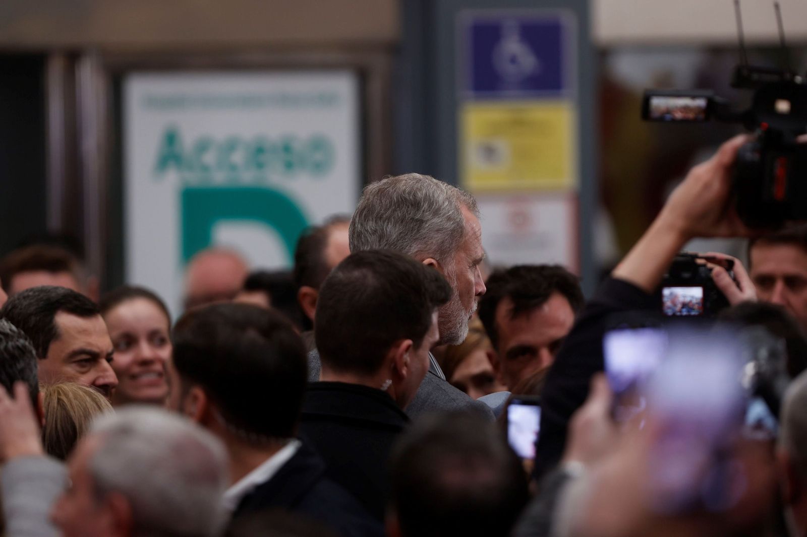 La visita de los Reyes a los heridos del accidente de Adamuz en el Hospital Reina Sofía