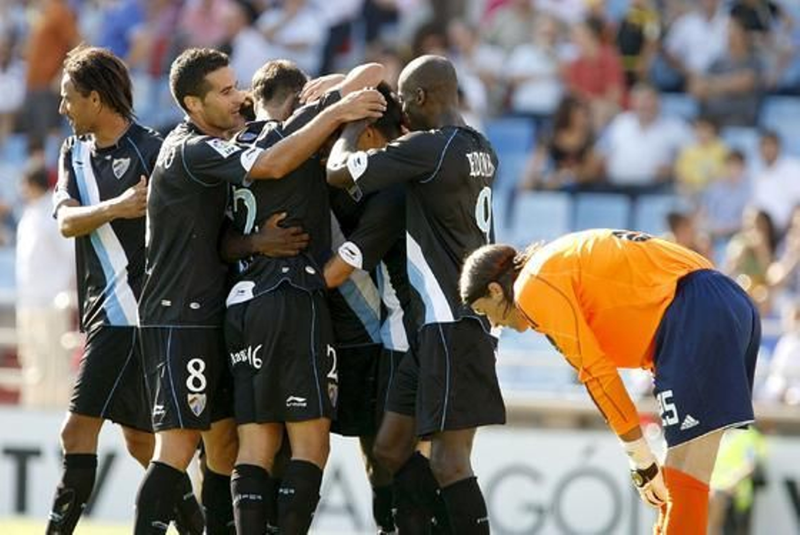 El equipo andaluz encontró un paraíso en La Romareda con un festín de goles y puntería ante un Zaragoza atónito por la velocidad de los blanquiazules.

Foto: Javier Cerbolla