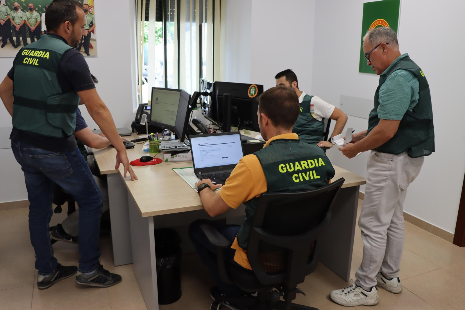 Integrantes del Equipo @ de la Guardia Civil de Córdoba Integrantes del Equipo @ de la Guardia Civil de Córdoba