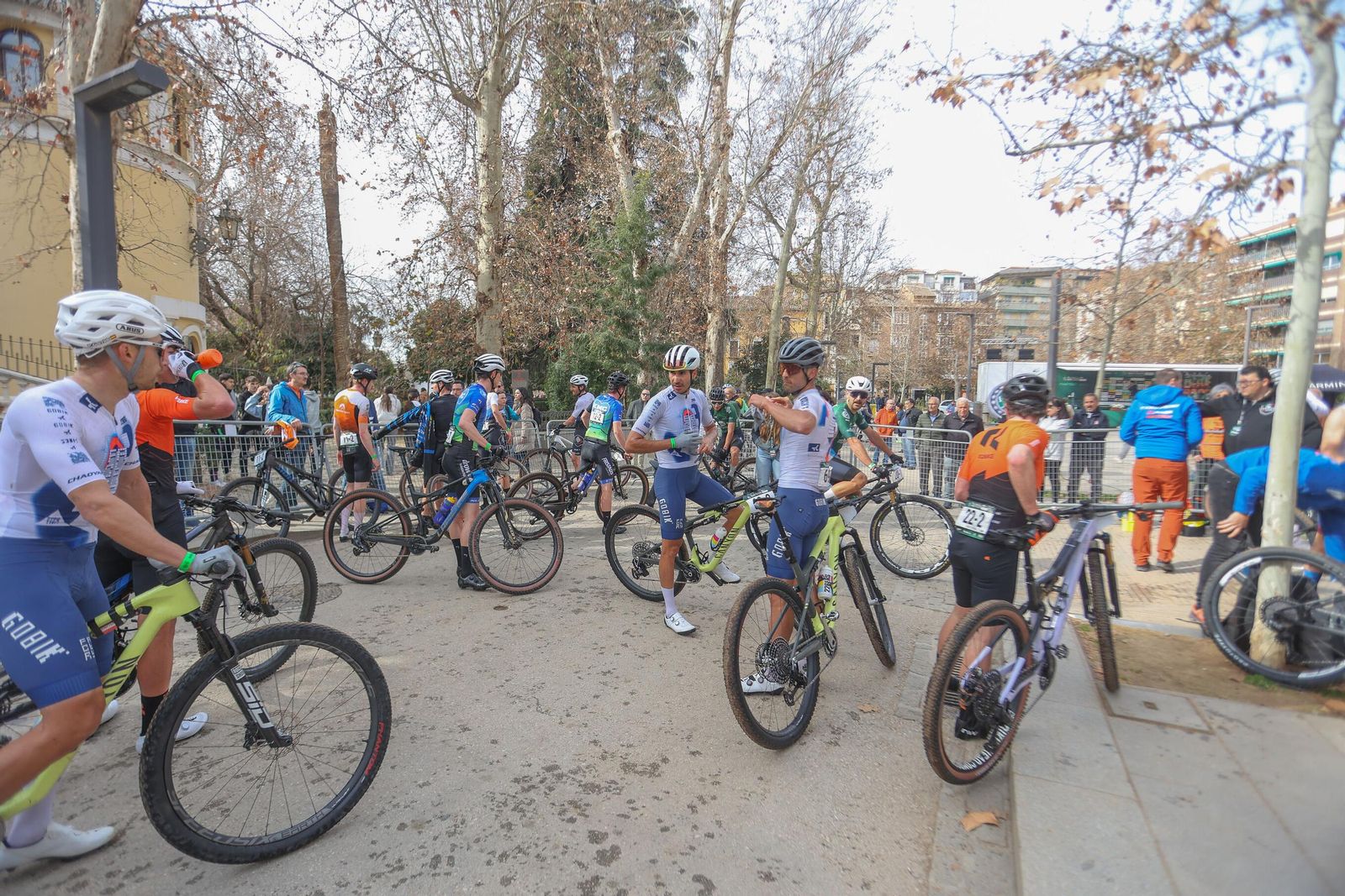 Las mejores imágenes de la segunda etapa de la Andalucía Bike Race