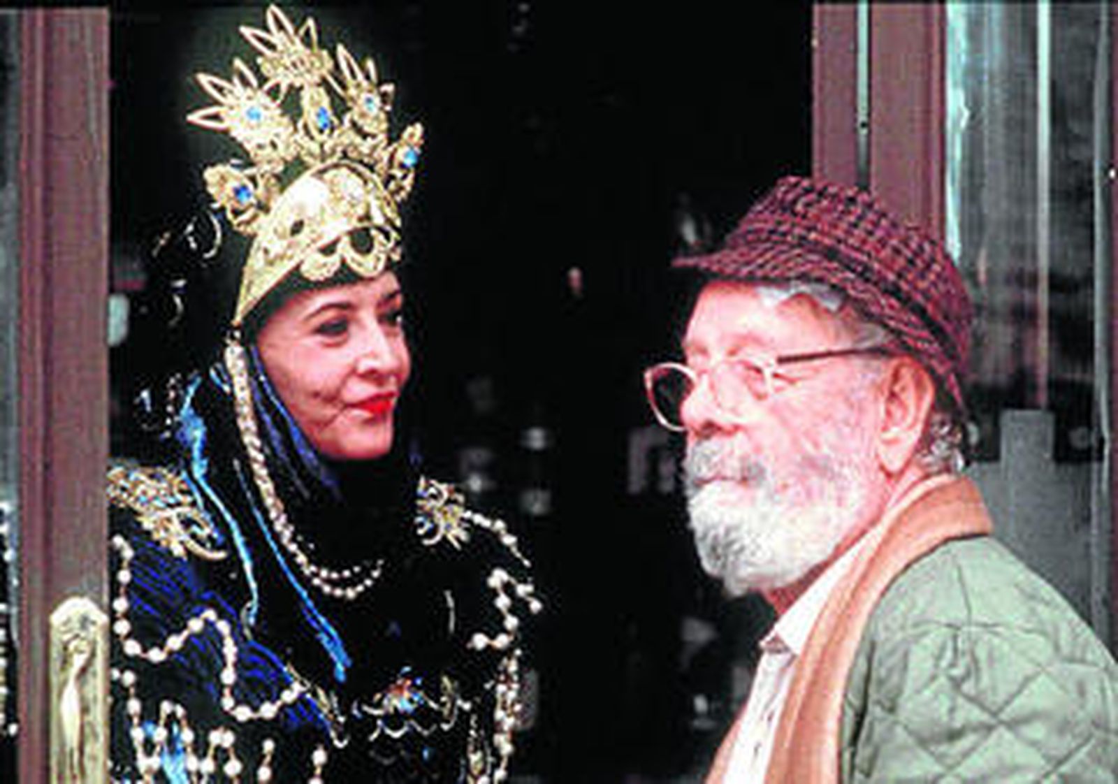 Álex de la Iglesia, a su llegada a la capilla ardiente en la Academia de Cine.