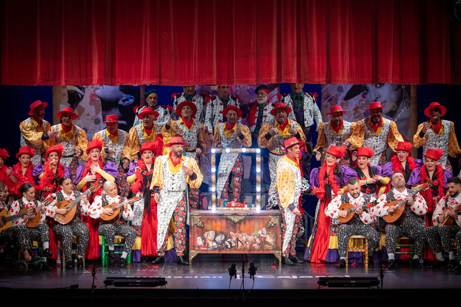 Coro El baúl de la Piquer