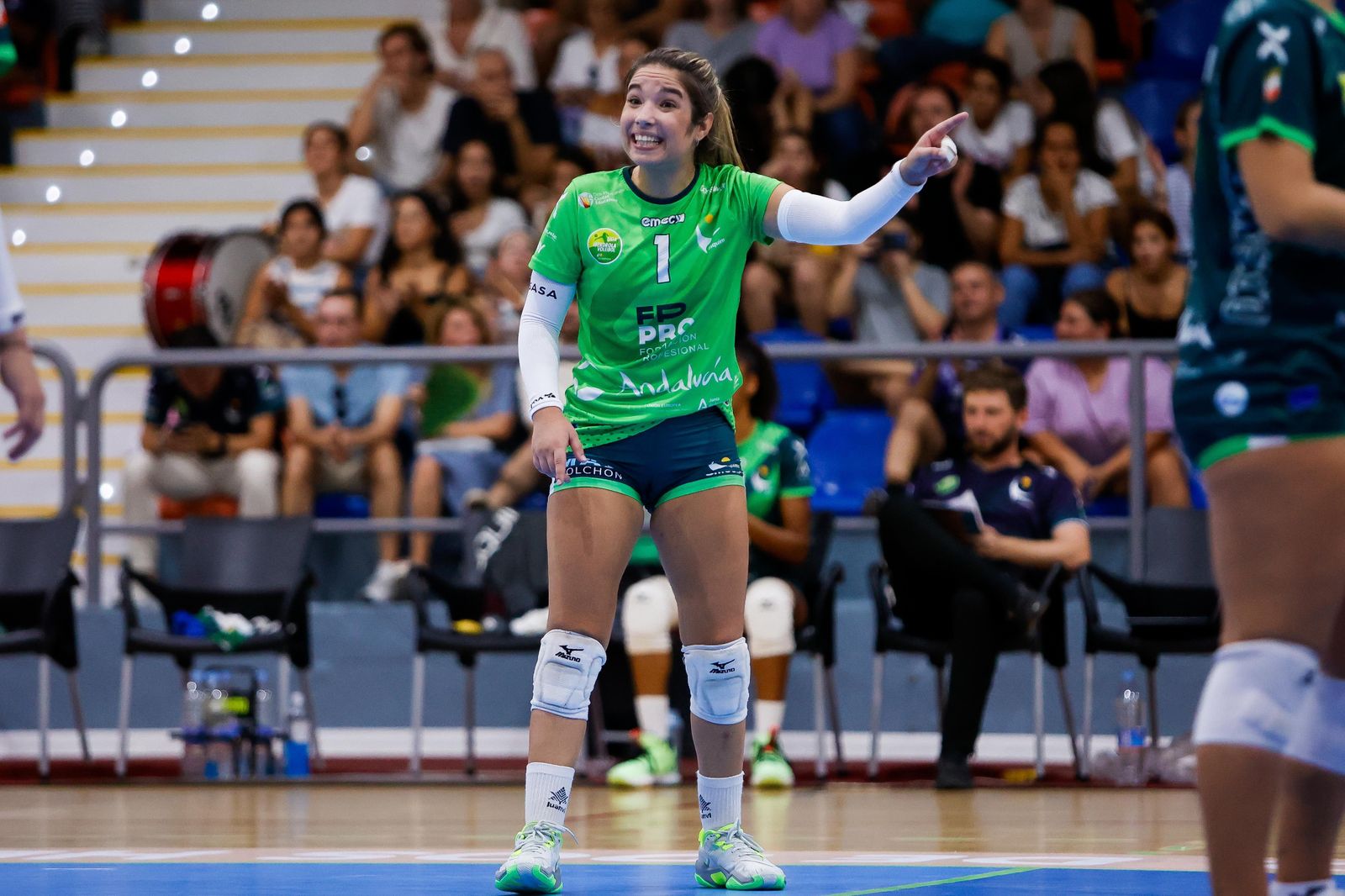 Las fotos del debut en Europa del FP Pro Voley Cajasol