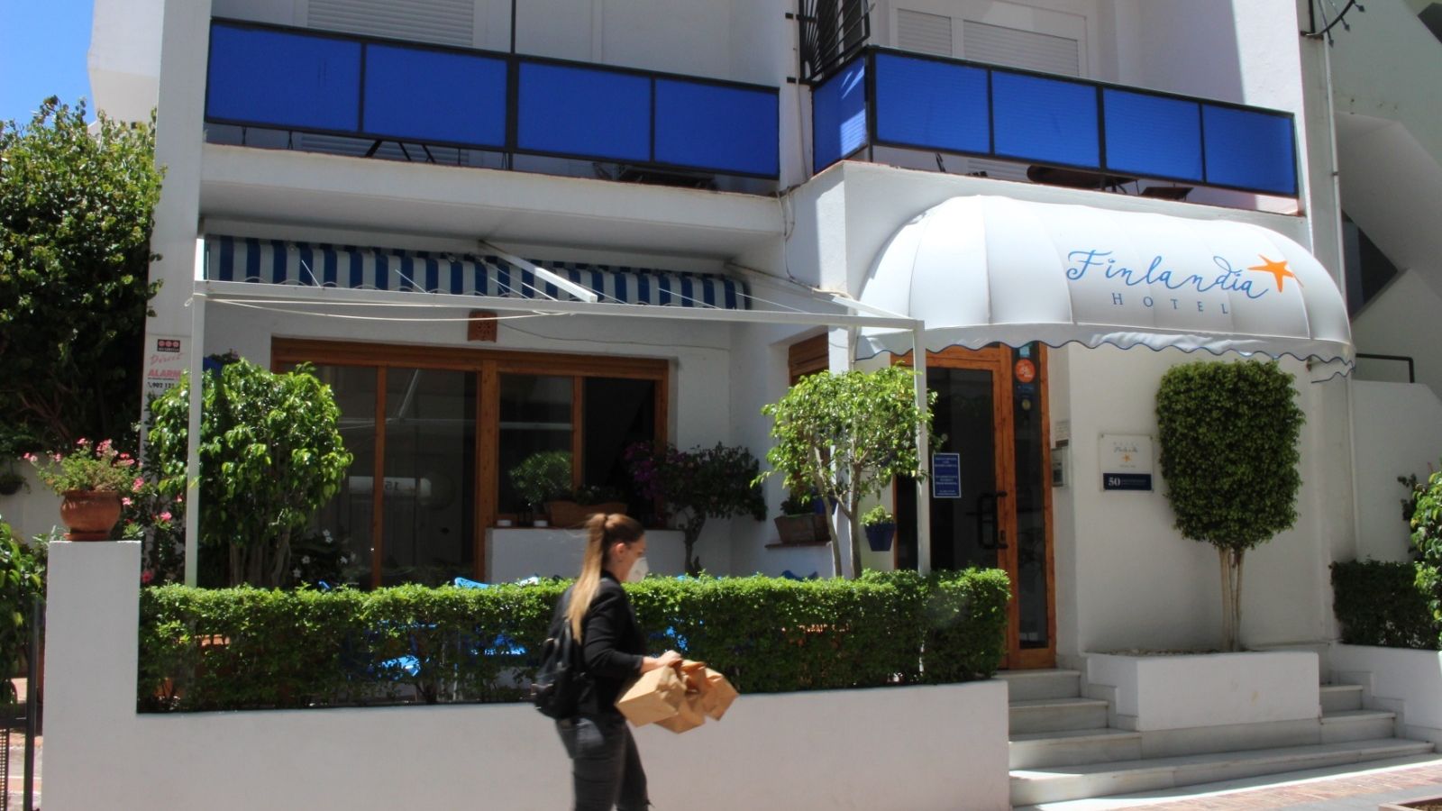 Hotel Finlandia de Marbella, uno de los pocos establecimientos abiertos.