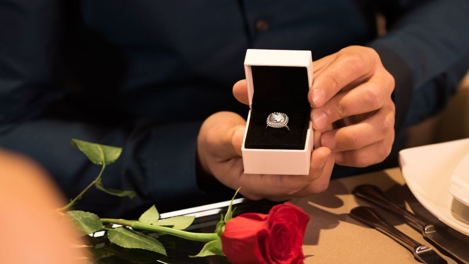 Ostrea Sur premiará con 500 ostras la petición de matrimonio más original en San Valentín