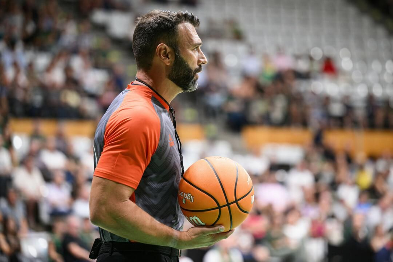 Benjamín Jiménez dirigirá el Coruña-Unicaja Benjamín Jiménez dirigirá el Coruña-Unicaja