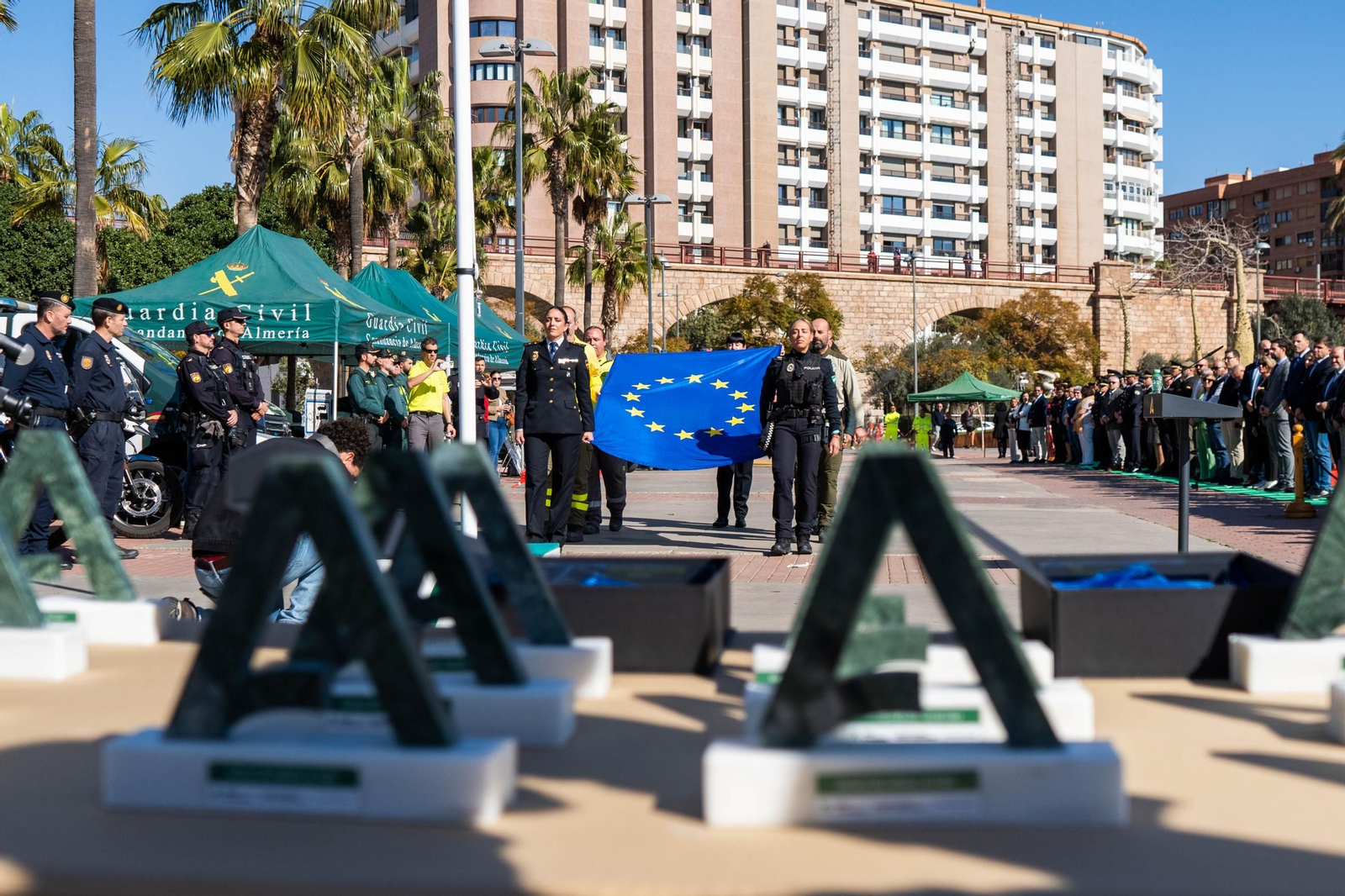 El reconocimiento al 112 ha tenido como escenario el parque de Las Almadrabillas