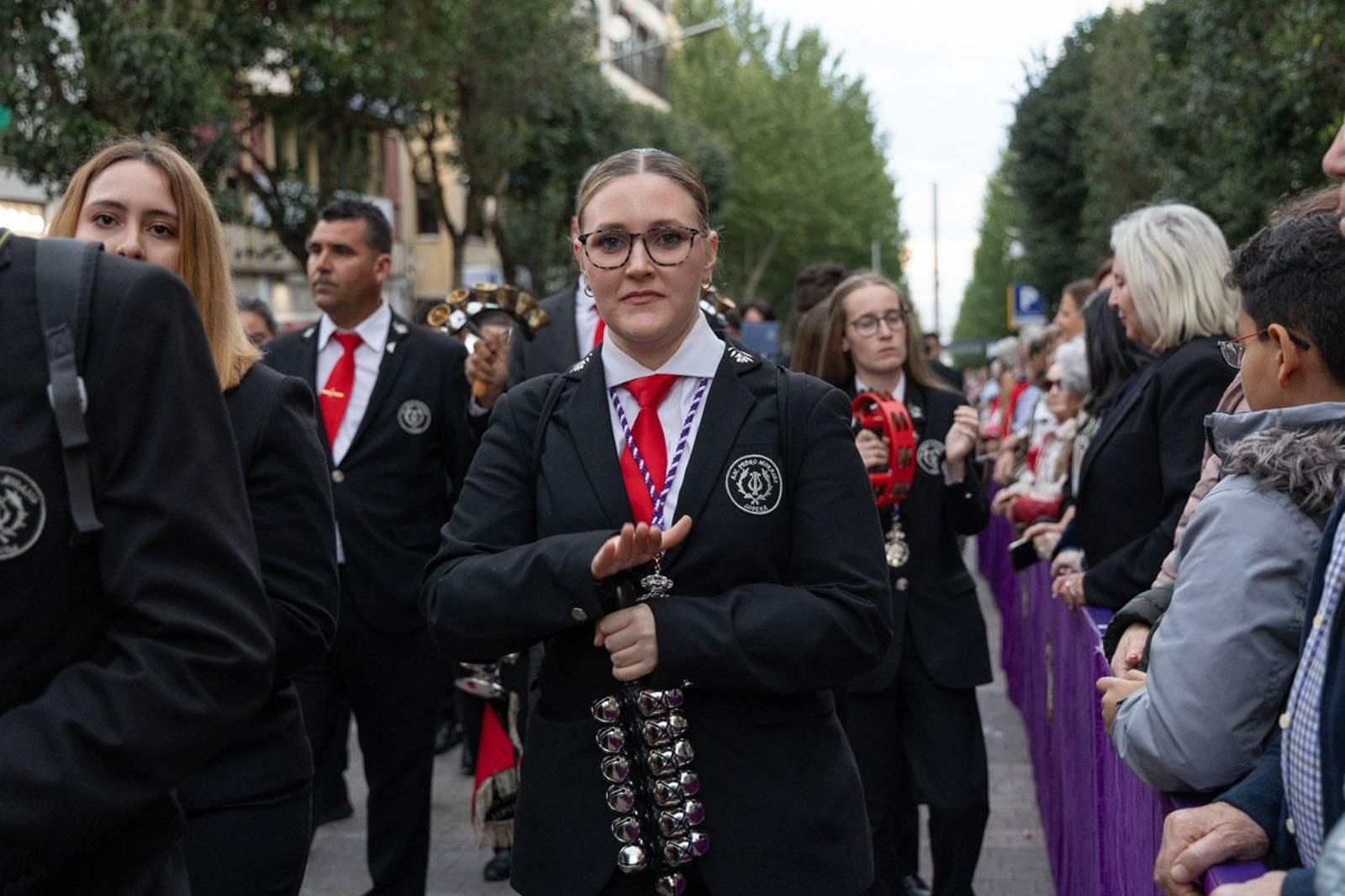 Los jiennenses arropan a las tres cofradías de la tarde en un Domingo de Ramos más caluroso de lo esperado (II)