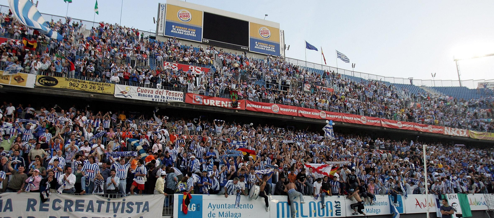 Desplazamiento del Recreativo de Huelva a Málaga en 2006. Desplazamiento del Recreativo de Huelva a Málaga en 2006.