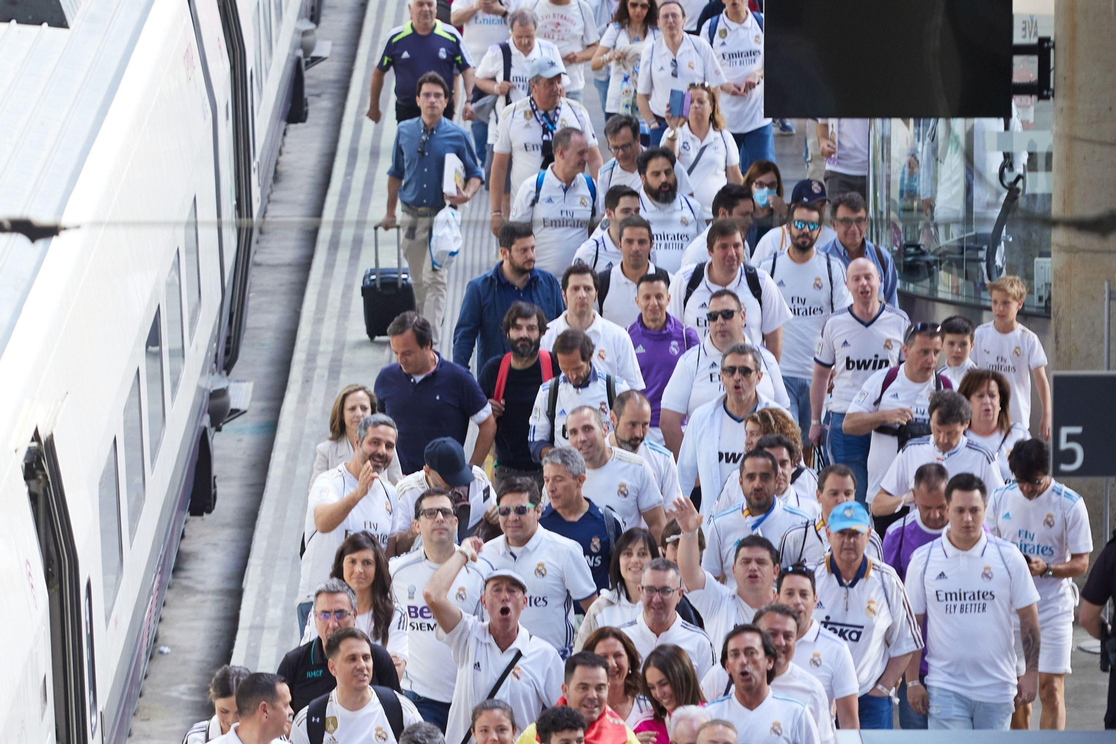 Las fotos de aficionados de Real Madrid y Osasuna el día de la final de Copa en Sevilla
