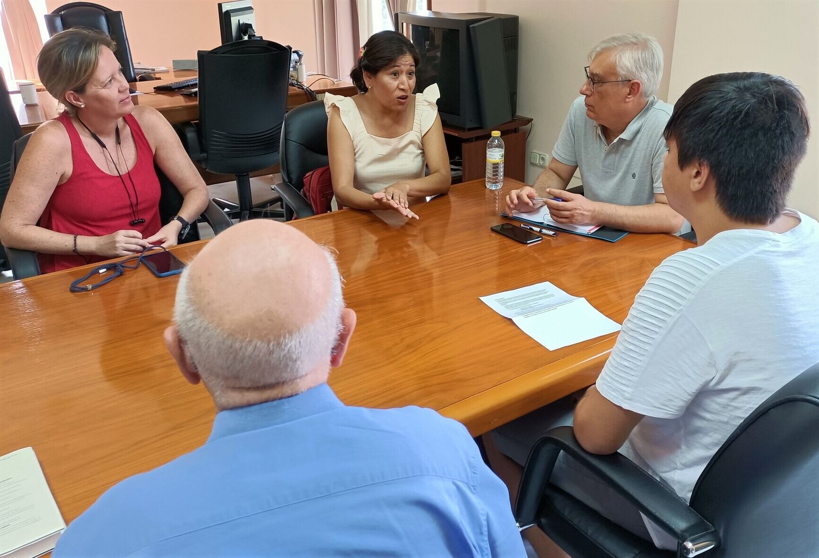 El Ayuntamiento conoce los proyectos del Club de Ciencia Joven del Ateneo de Jerez