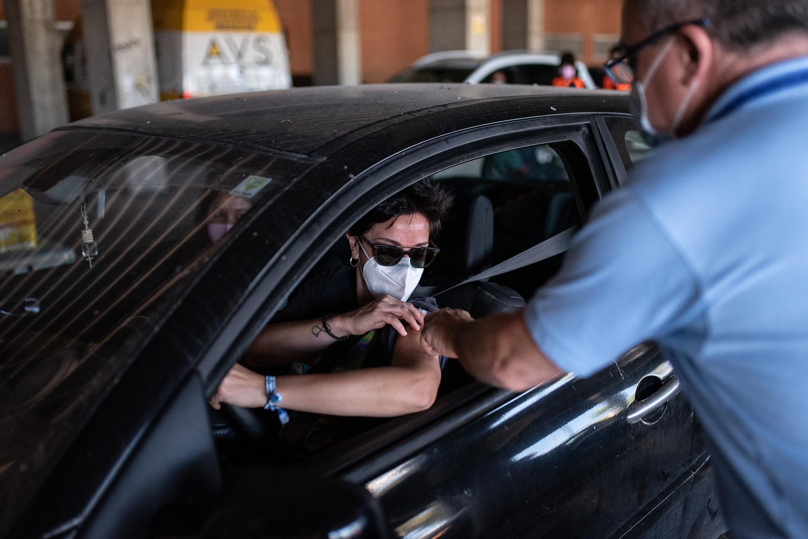 Campaña de vacunación en el Nuevo Colombino.