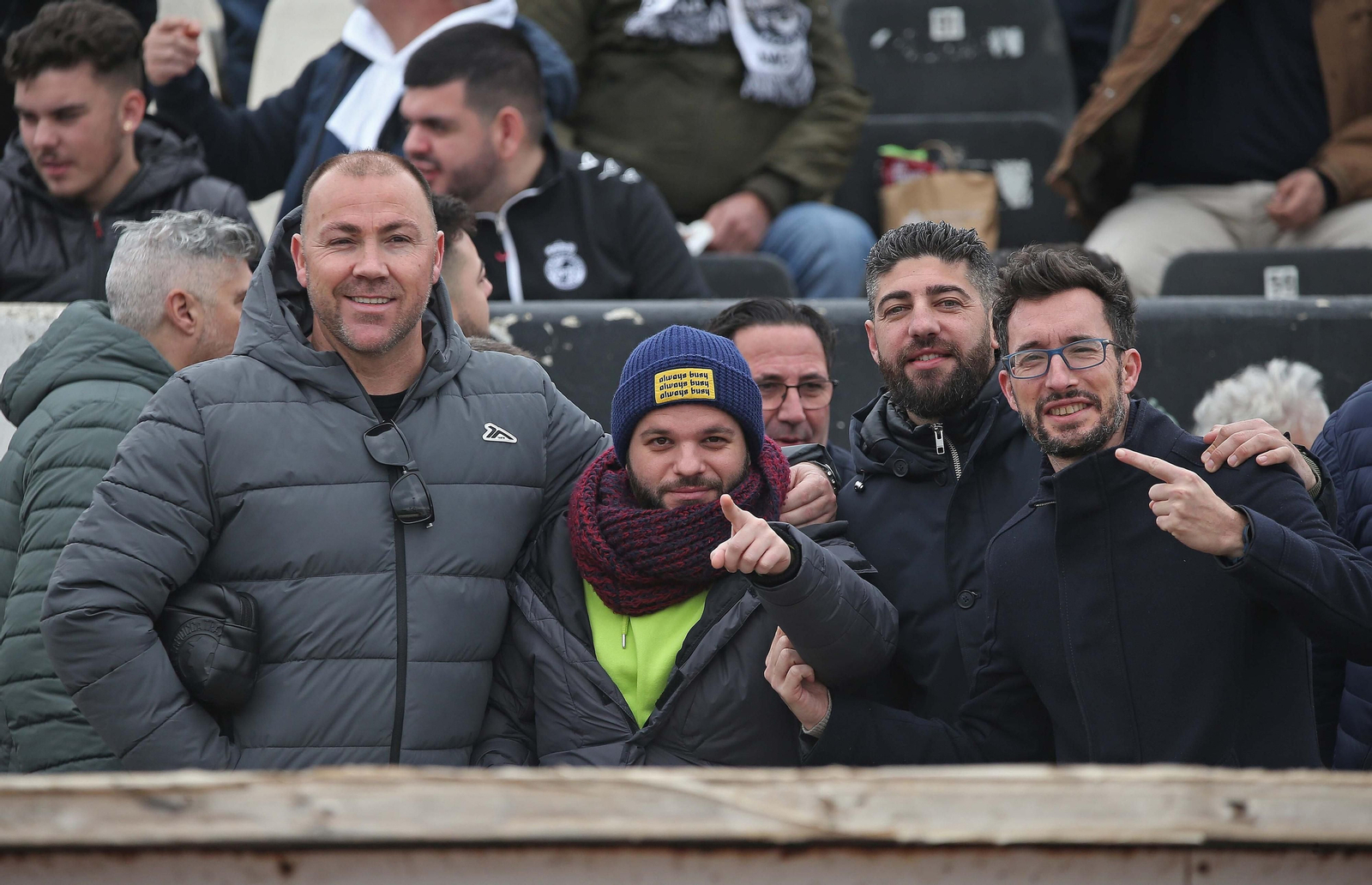 Fotos de la afición durante el Balona - San Fernando en el Municipal de La Línea