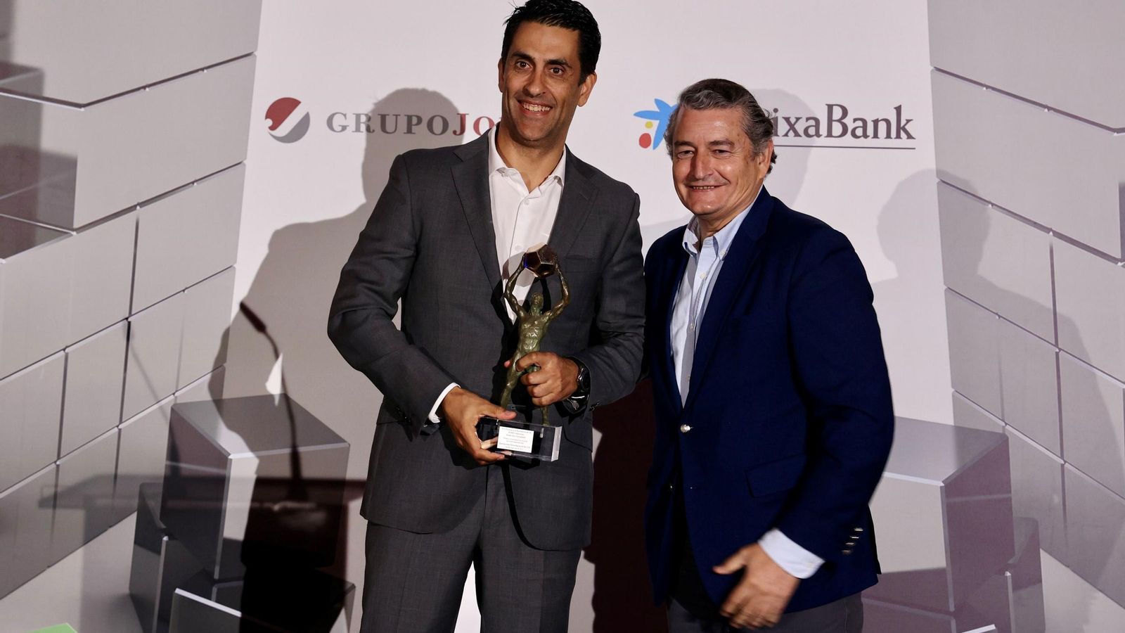 Juan José Prieto, CEO de Innovasur, con Antonio Sanz Juan José Prieto, CEO de Innovasur, con Antonio Sanz