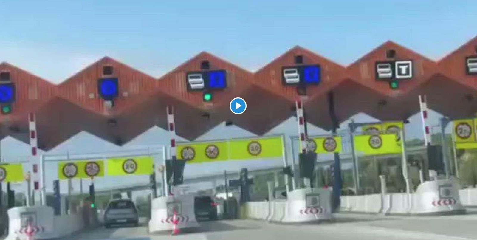 Paso del peaje por la C-32 en Cataluña