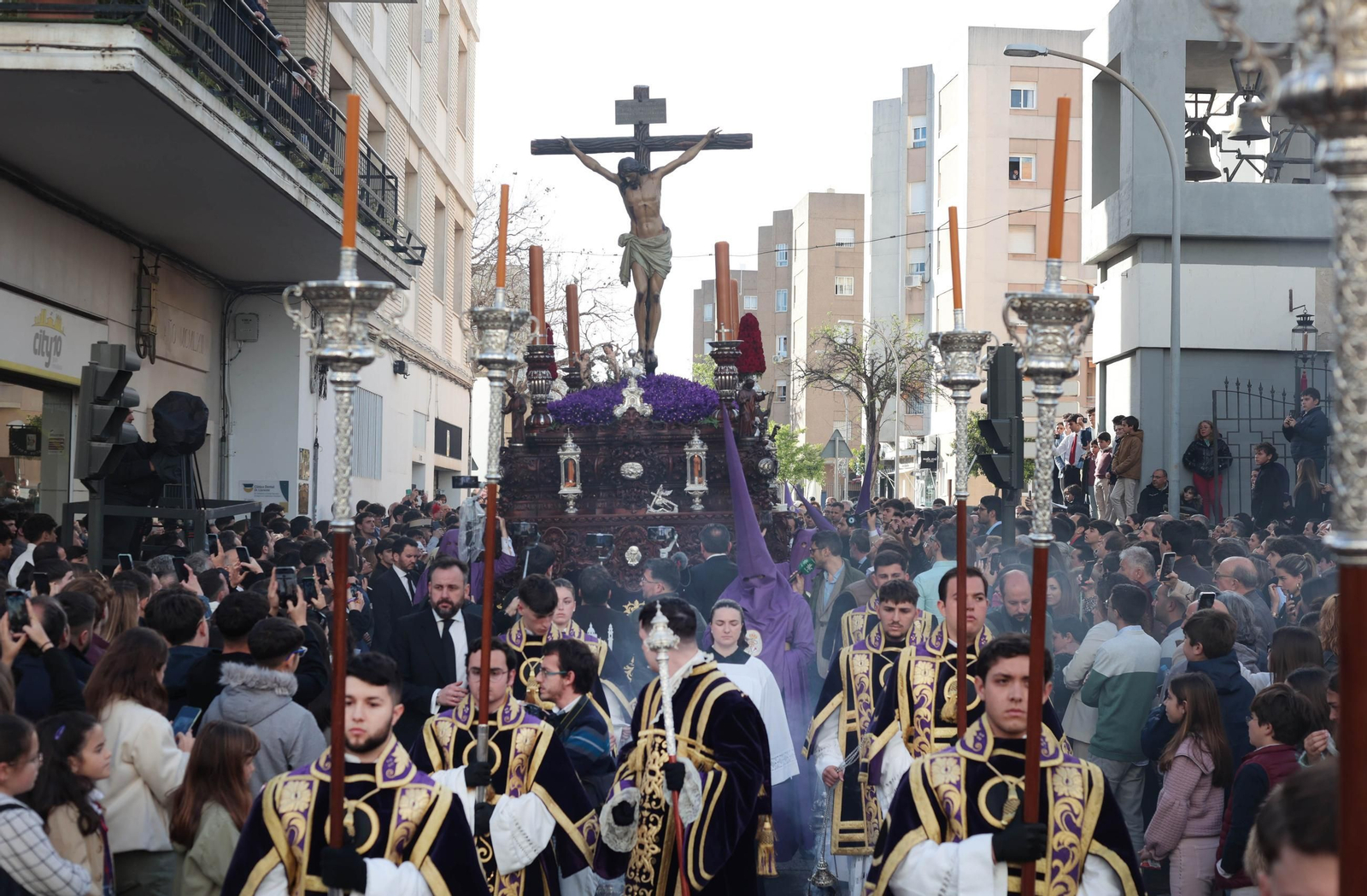 Imágenes de la Hermandad de la Defensión en el Martes Santo de Jerez 2025