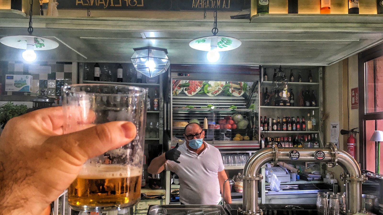 Interior del bar Esperanza