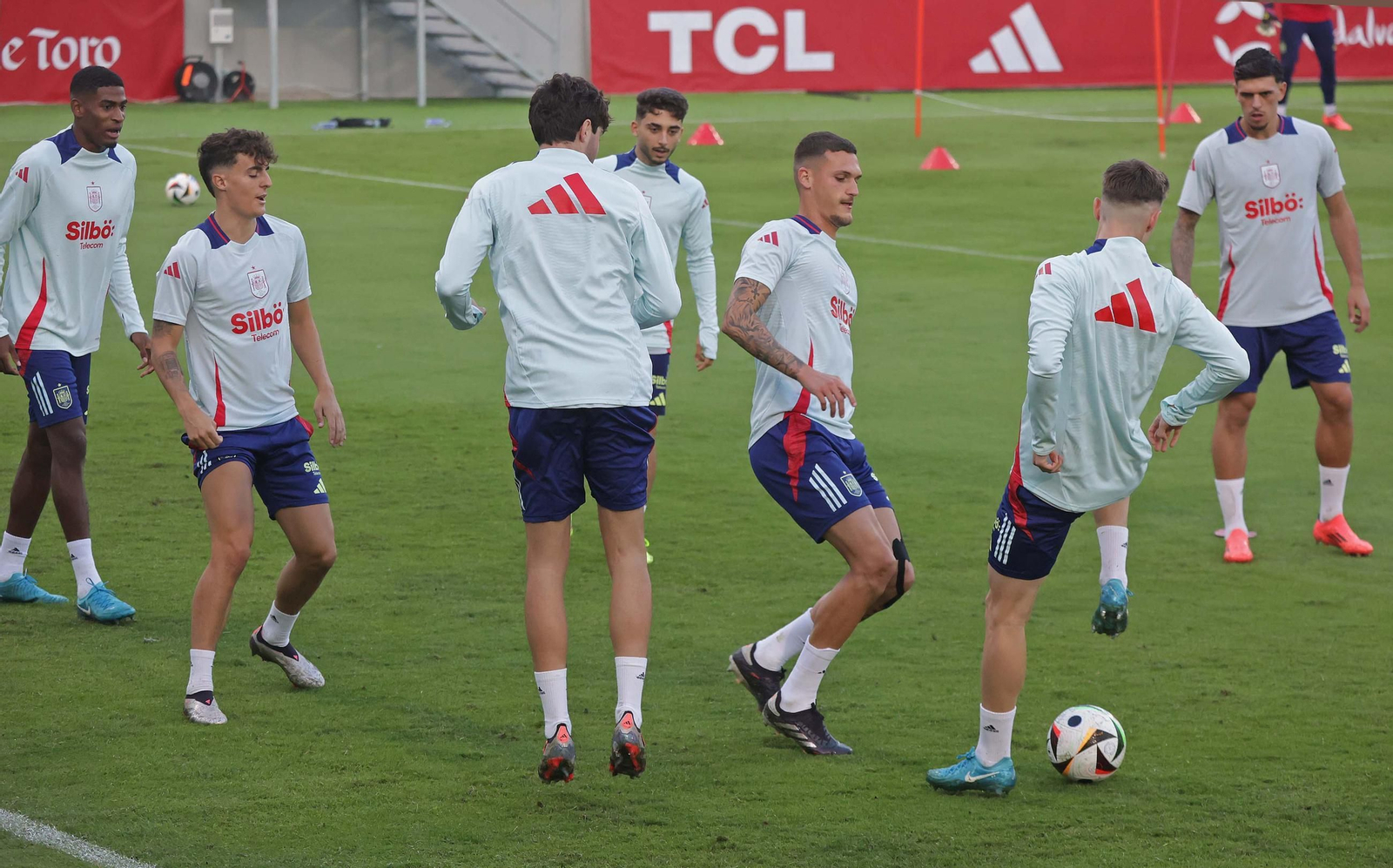 Fotos del entrenamiento de la selección española sub-21 en La Línea