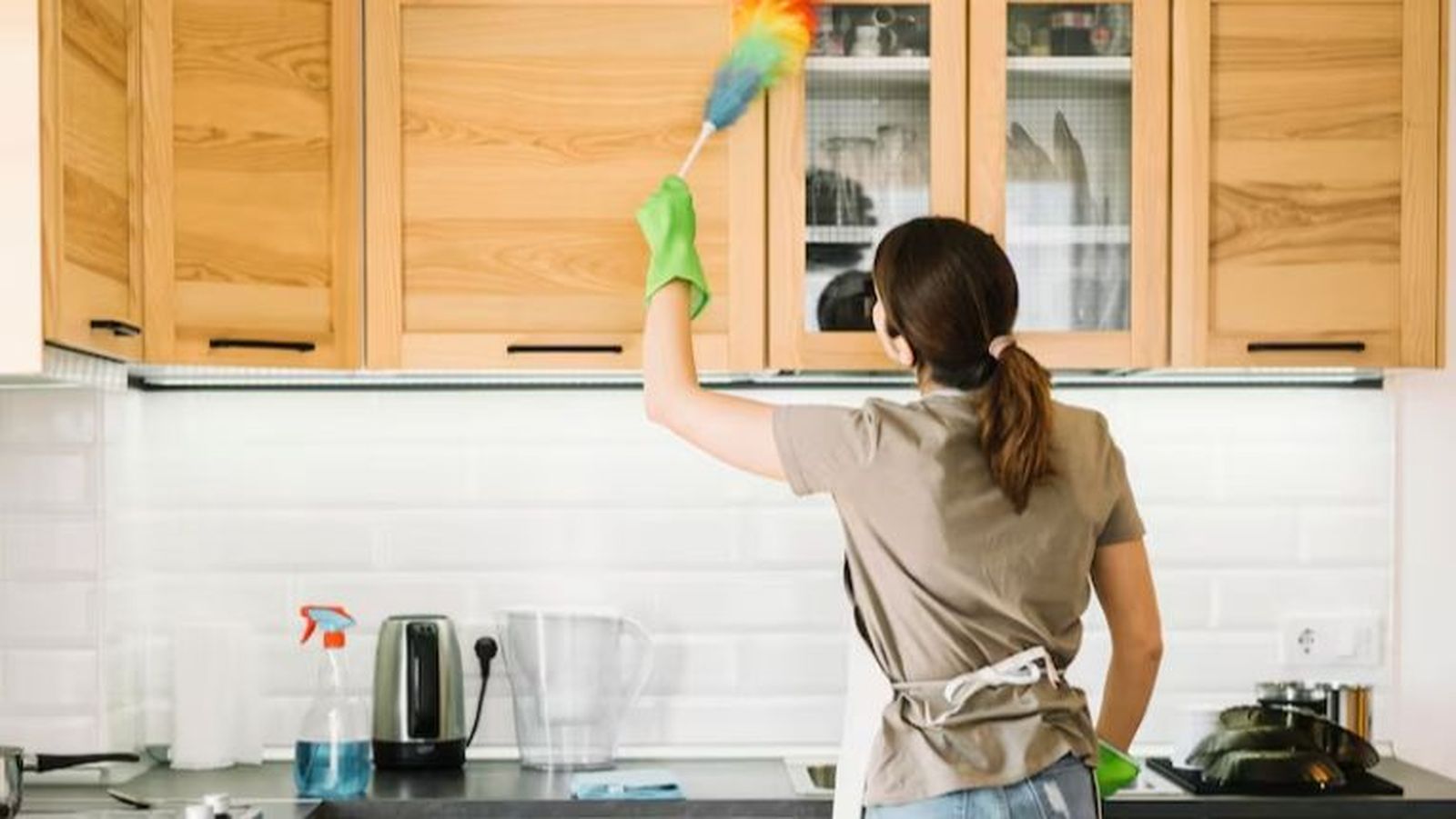 Guía esencial para limpiezas profundas de casa: Un servicio clave de Domestina