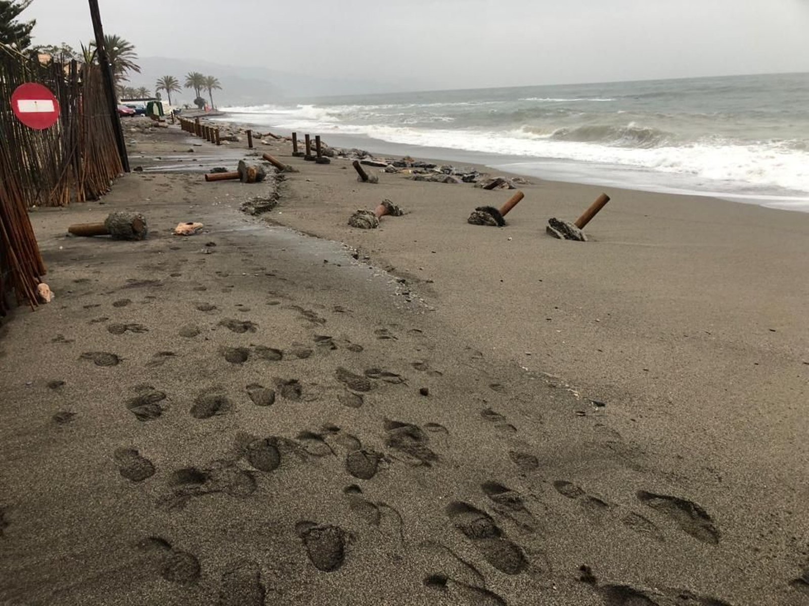 Los destrozos del temporal en la Costa de Granada, en imágenes