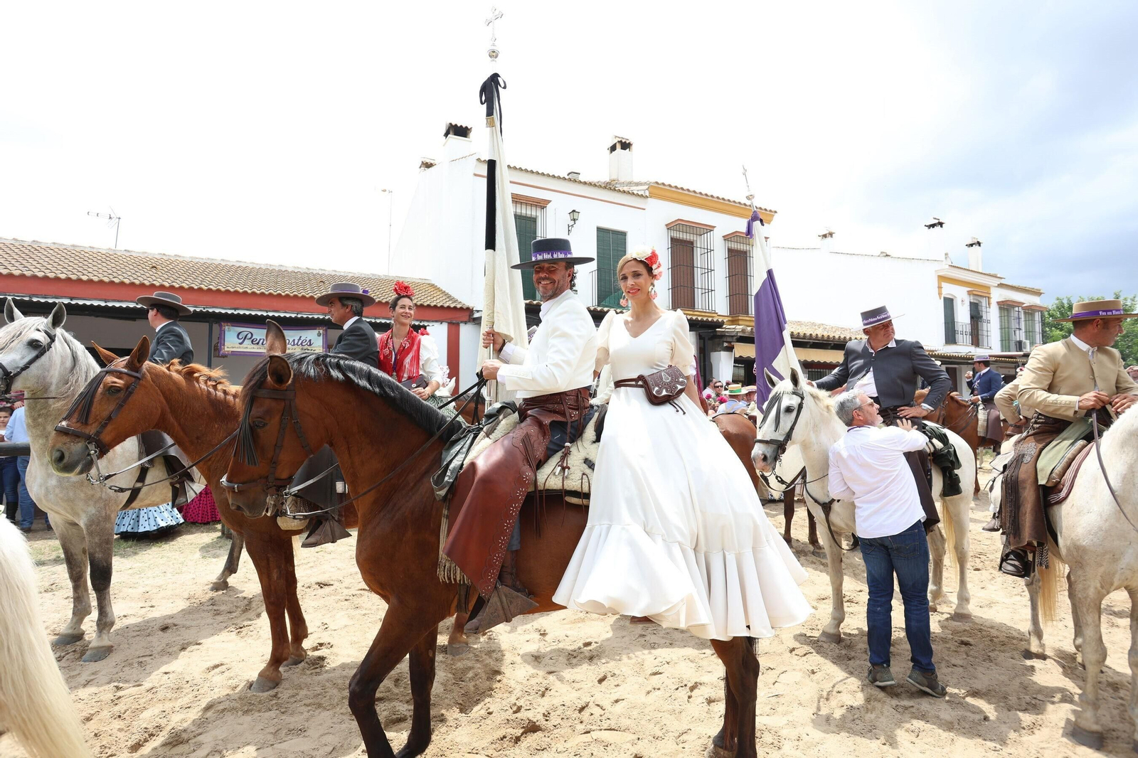 La Hermandad del Rocío de Jerez se presenta ante la Virgen