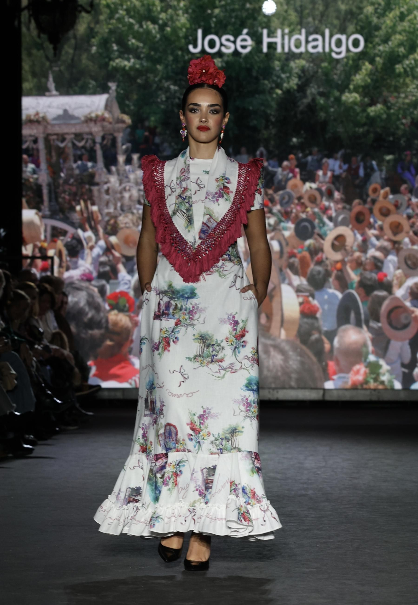 Desfile de la Hermandad del Rocío de Sevilla en We Love Flamenco 2025, todas las fotos