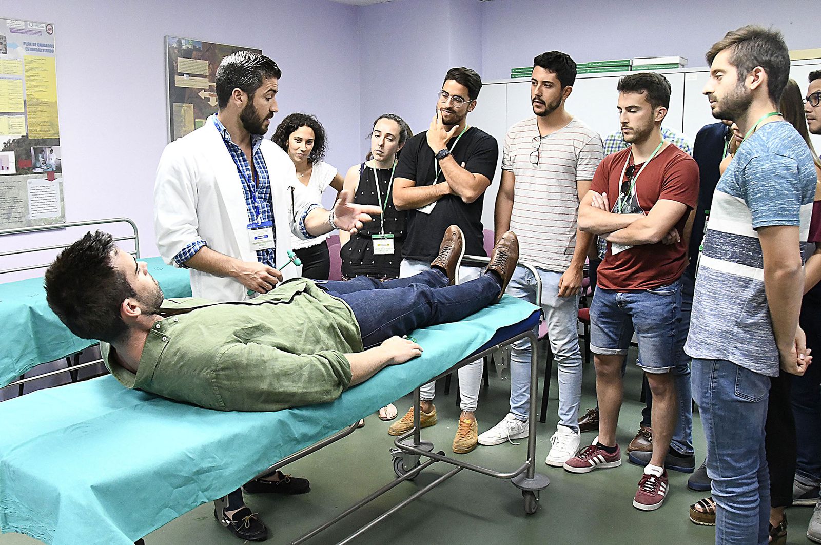 Momento de los cursos impartidos en el hospital onubense a todos los residentes andaluces.