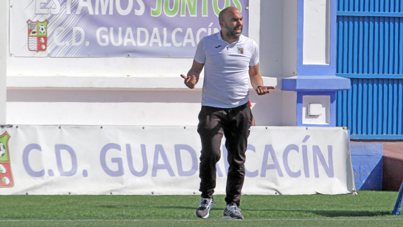 Diego Galiano espera lograr ante el Algabeño la cuarta victoria seguida.