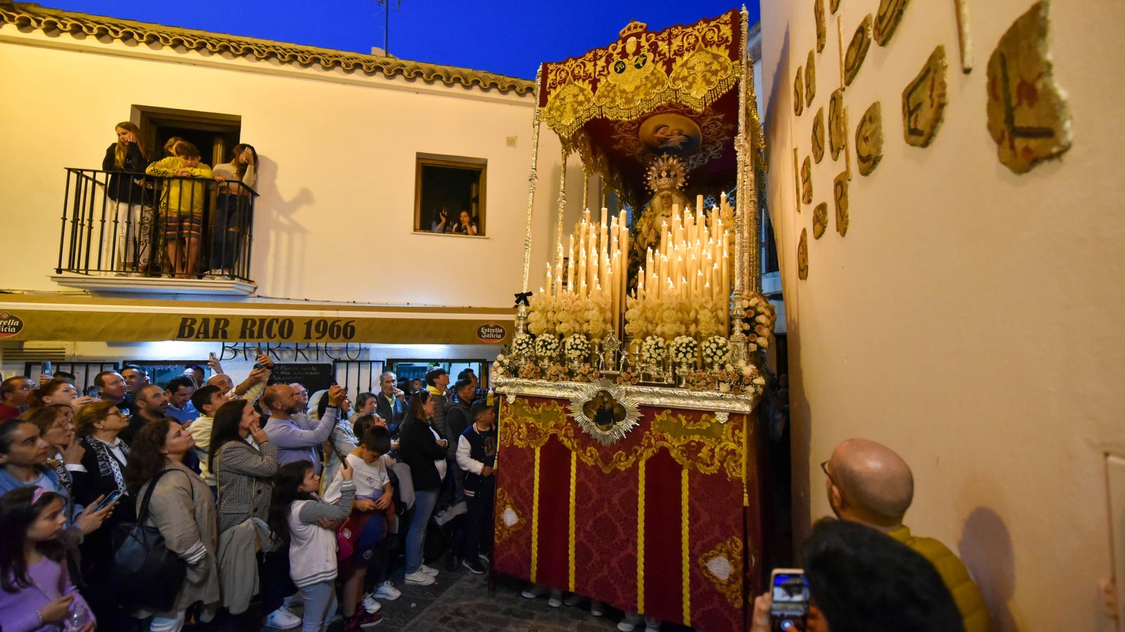 Fotos del Lunes santo en Tarifa: Nuestro Padre Jesús en la Oración en el Huerto y Nuestra Madre de Dios y del Rosario