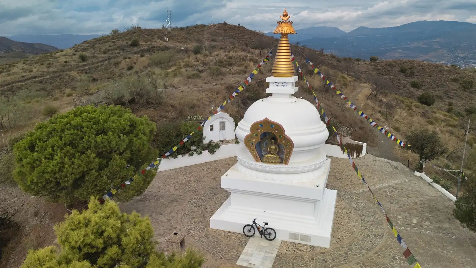 La Stupa de Kalachakra, en Vélez-Málaga.