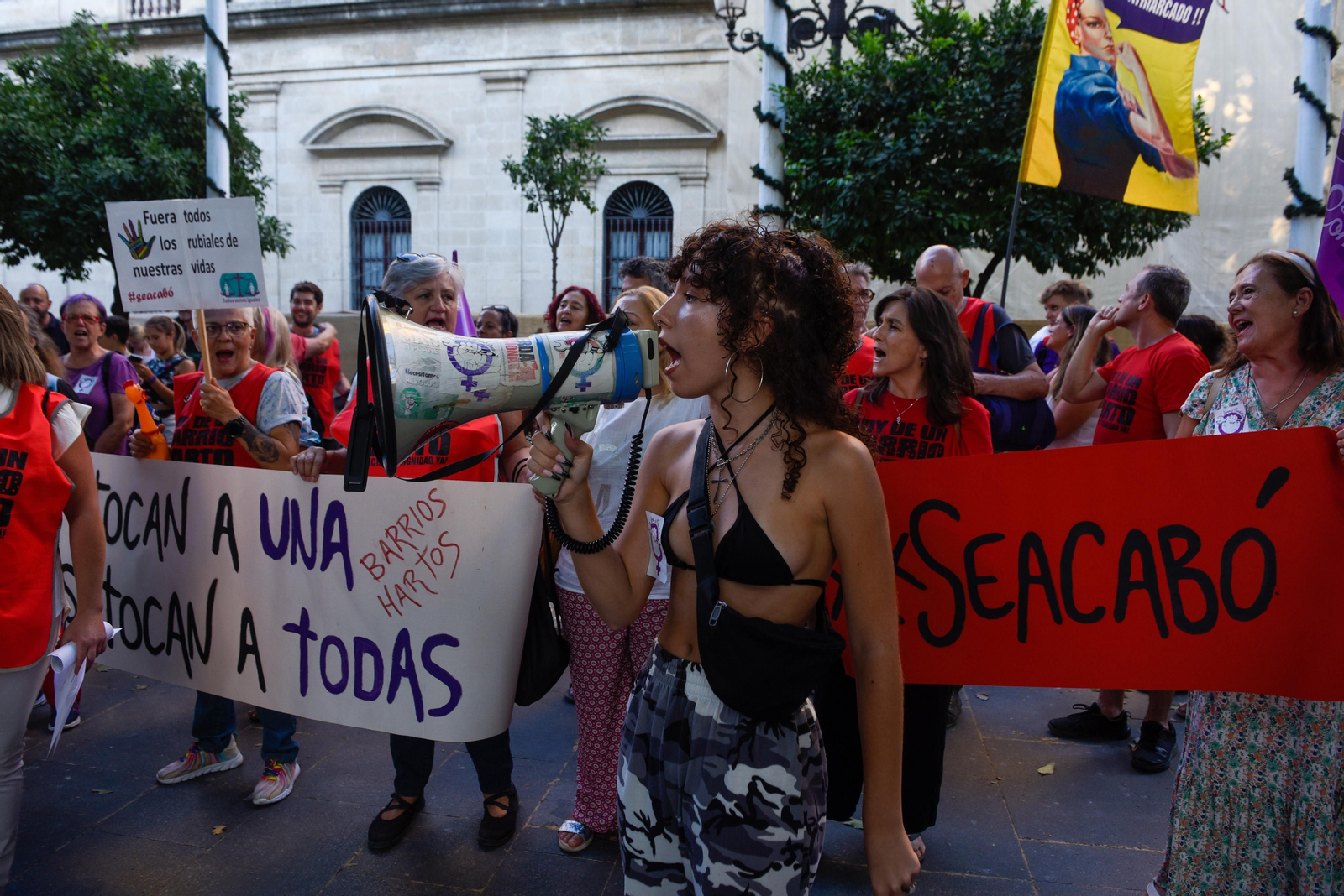 Las imágenes de la concentración de estudiantes contra Luis Rubiales