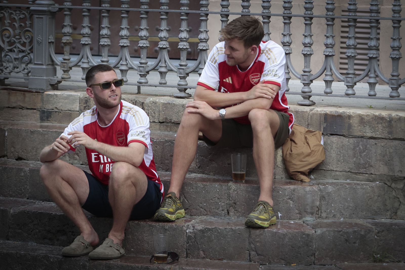 Aficionados del Arsenal en Sevilla