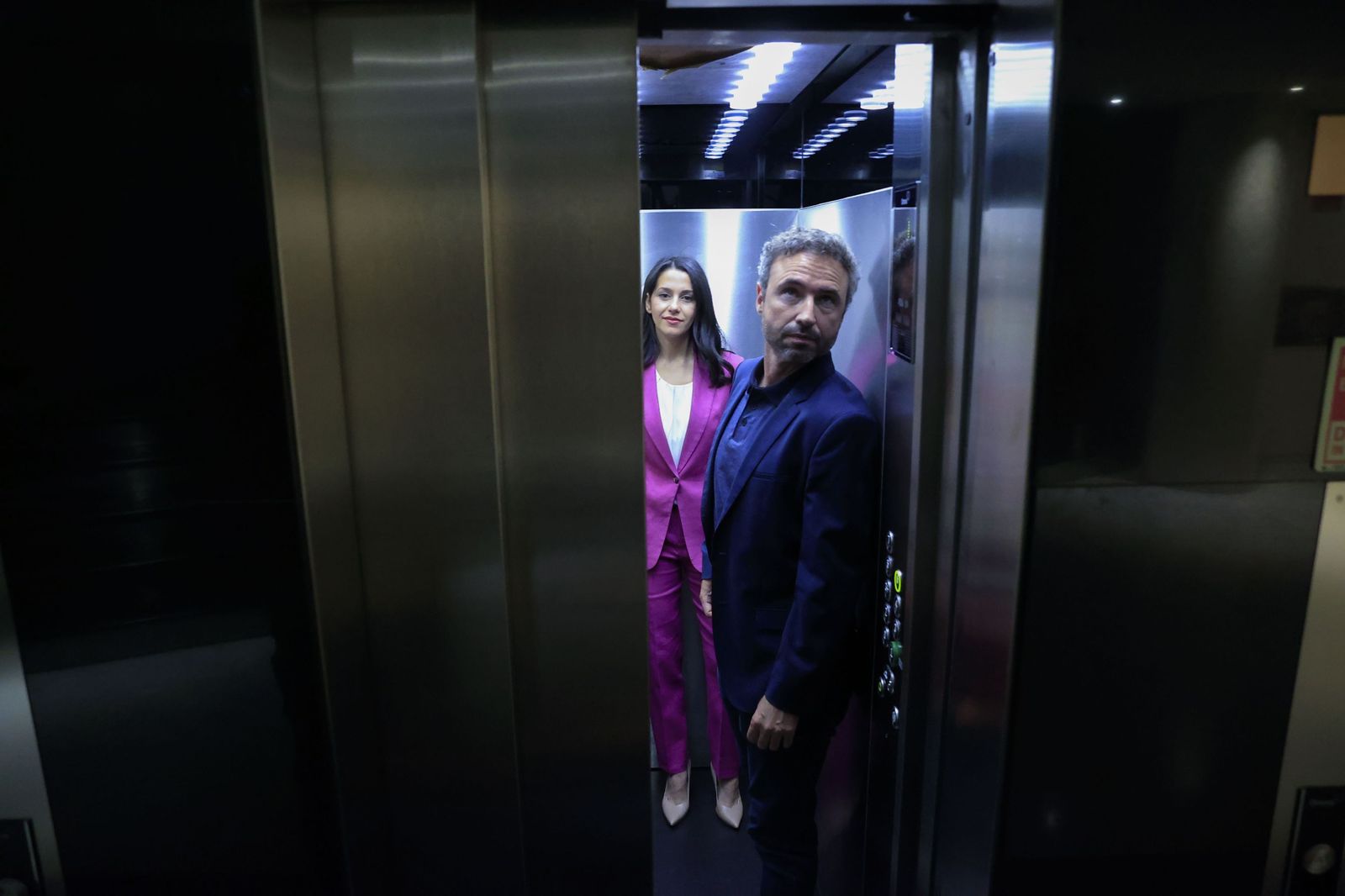 Arrimadas, ayer en un ascensor del Congreso de los Diputados.