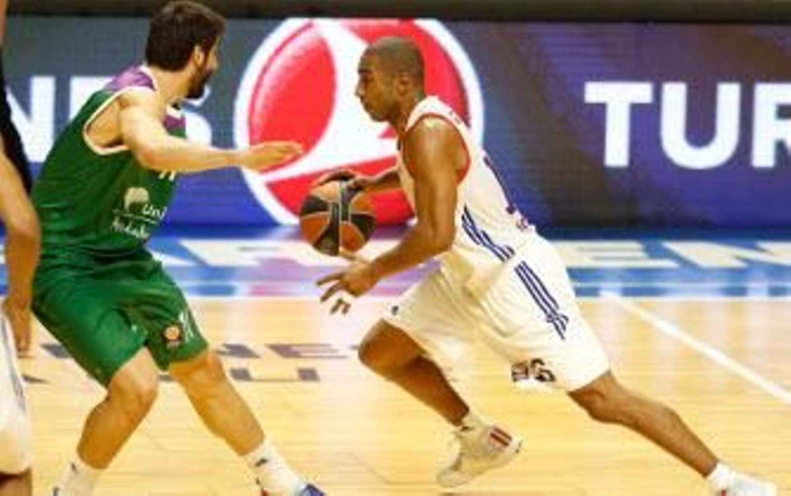 Los ex superan al Unicaja