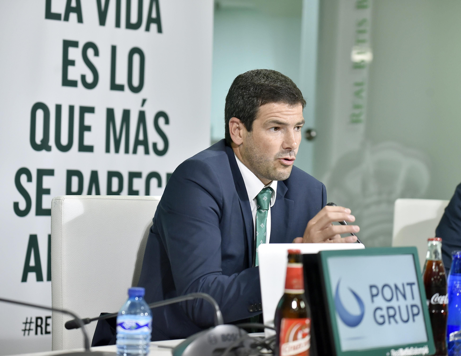 Ramón Alarcón, durante un acto de presentación de los abonos.