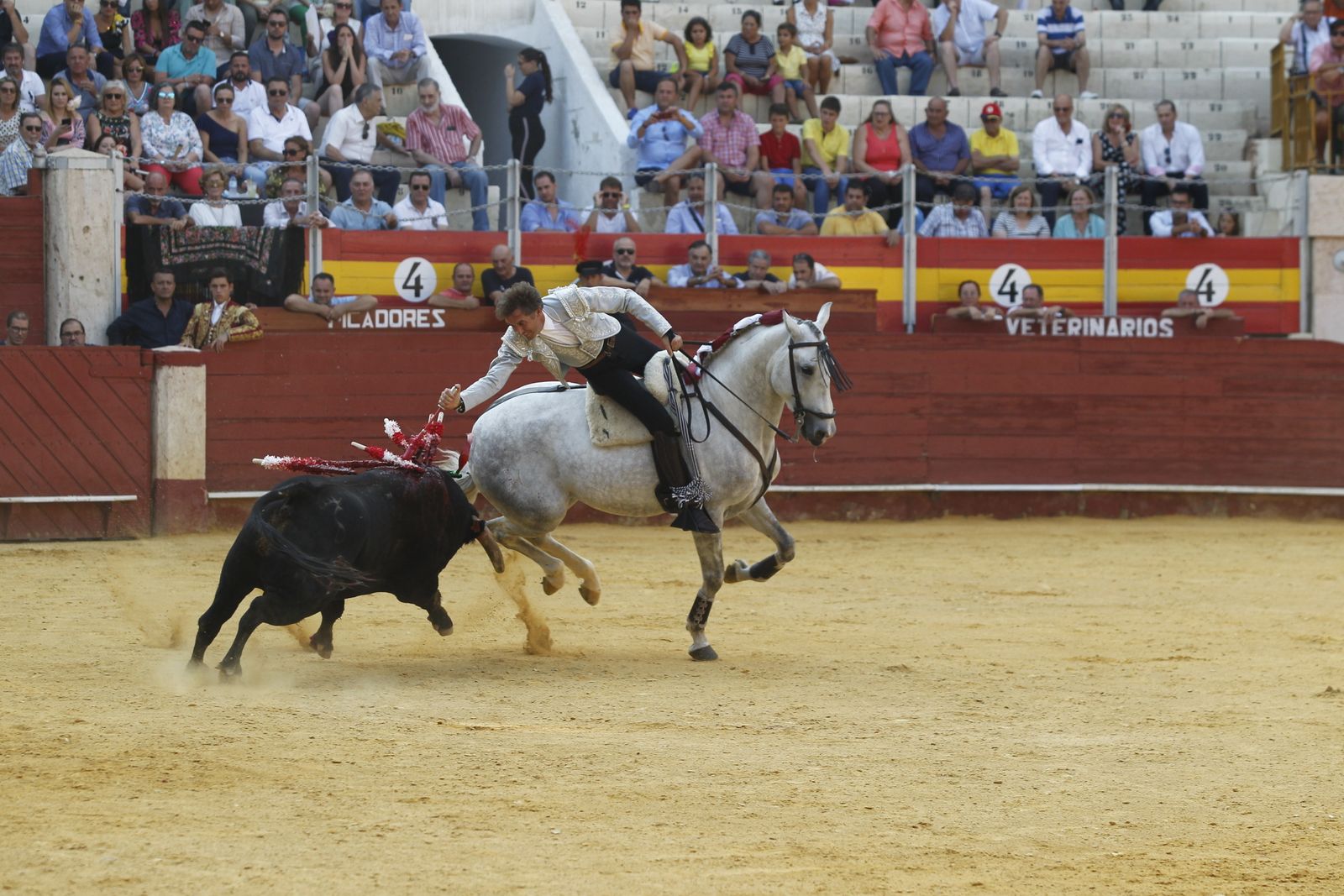 Fotogalería corrida de rejones. Feria de Almería 2019