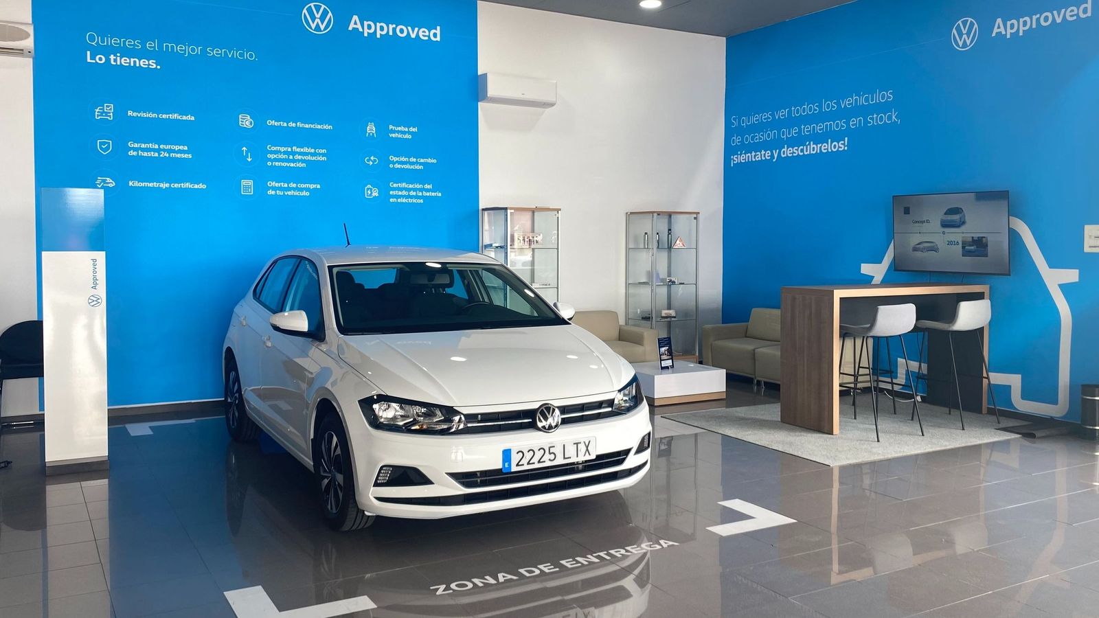 El mercado de turismos de ocasión cerró 2025 superando los 2,21 millones de unidades