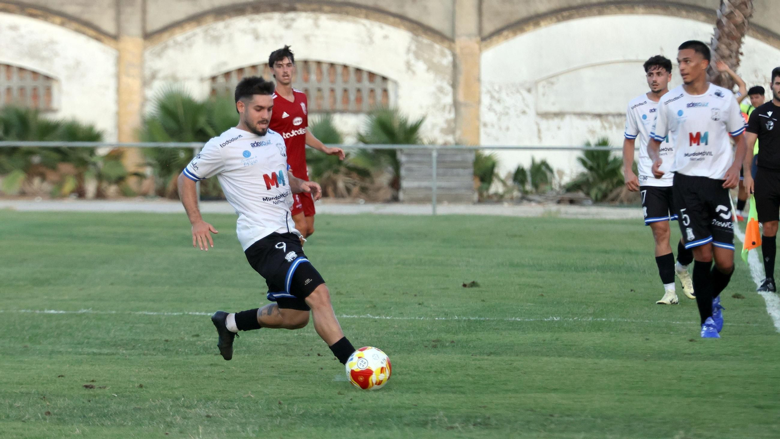 Imágenes del Trofeo Pedro Garrido entre el Jerez Industrial y el Xerez CD