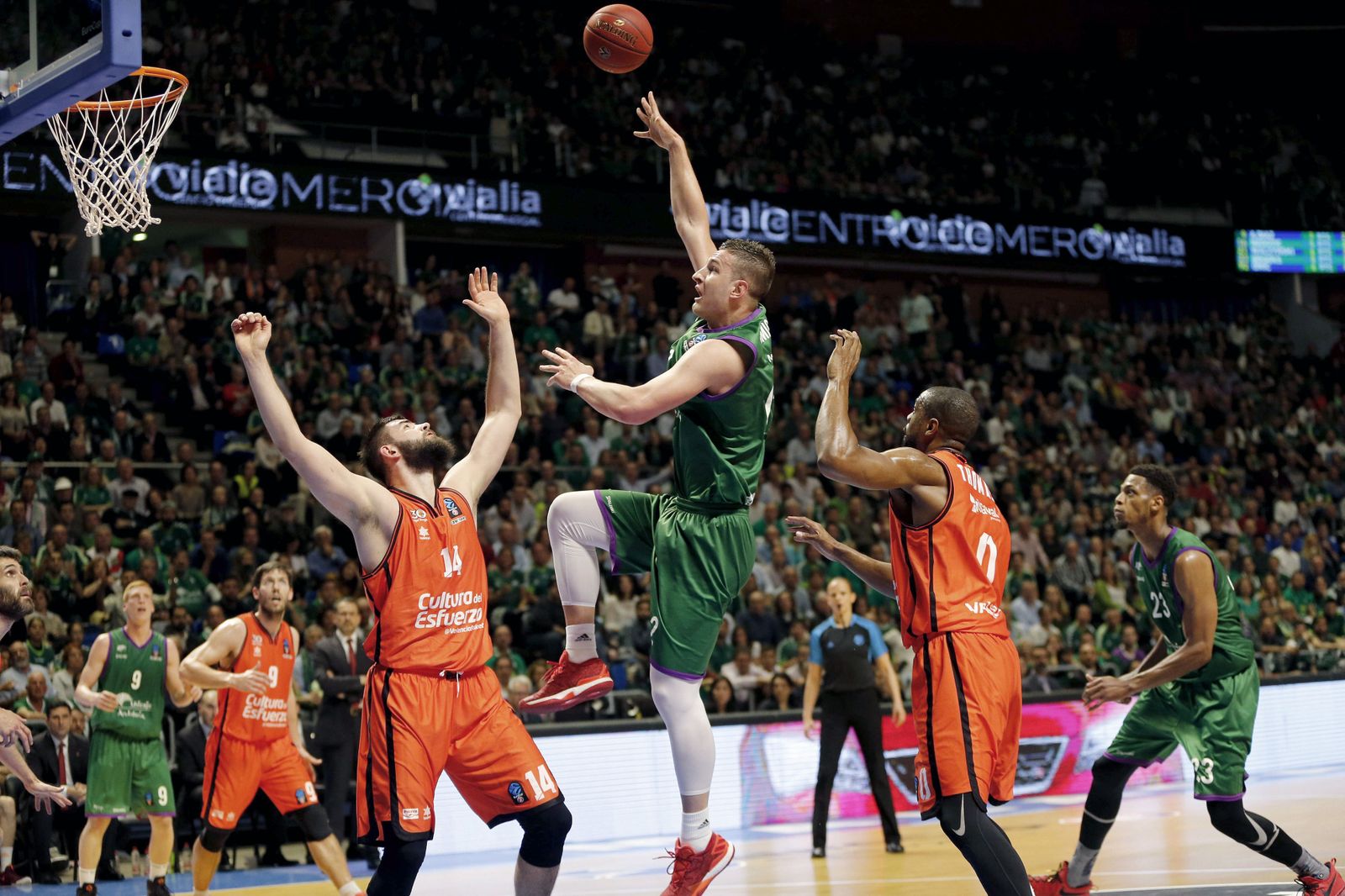 El Unicaja-Valencia Basket de la final de al Eurocup