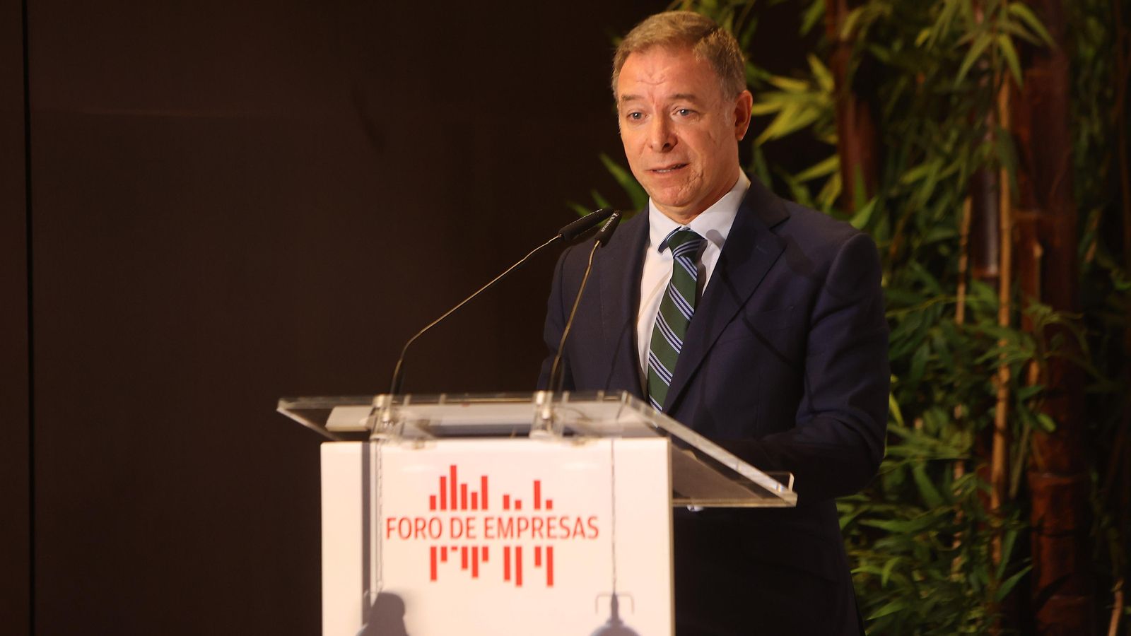 Manuel de la Cruz, director territorial de Banco Santander en Andalucía.