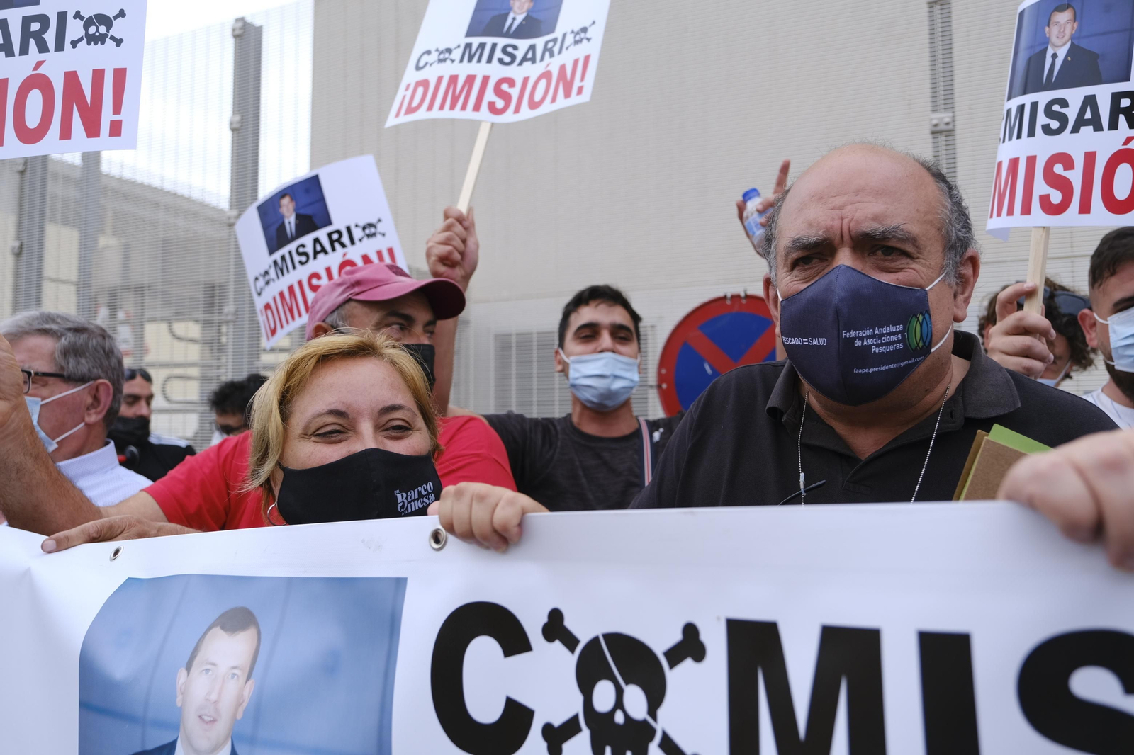 Fotogalería concentración protesta sector pesquero. Almería
